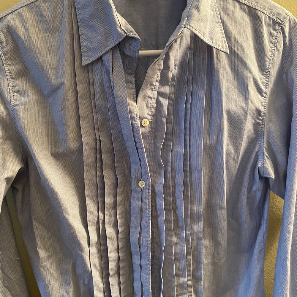 Gap Ruffled Button Down Shirt - Picture 2 of 5